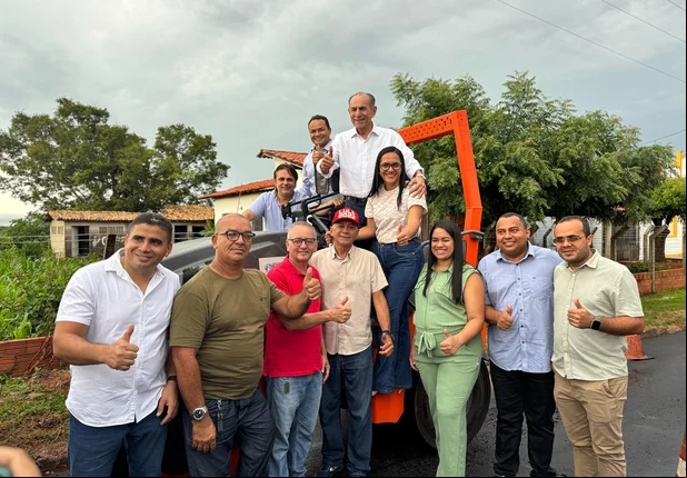Prefeito Pedro Gomes vistoria obras