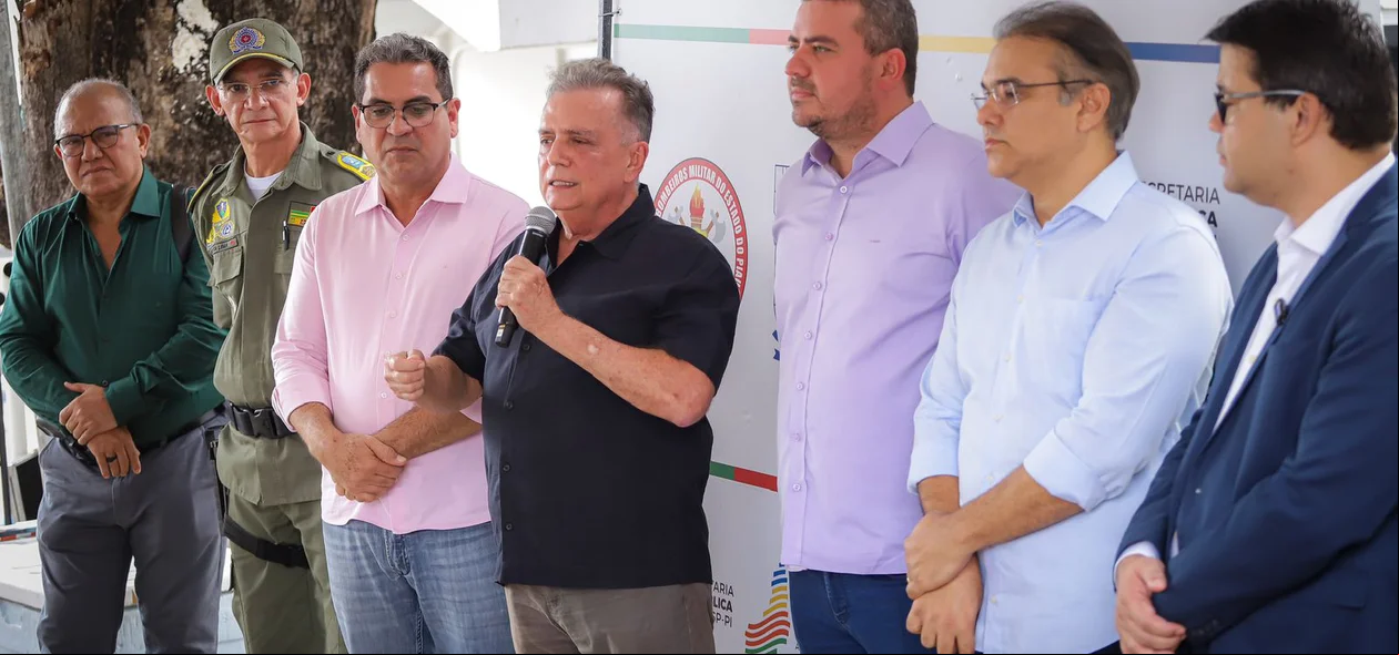Deputado Flávio Nogueira durante seu pronunciamento