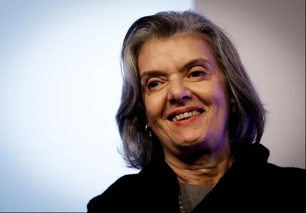 Cármen Lúcia
