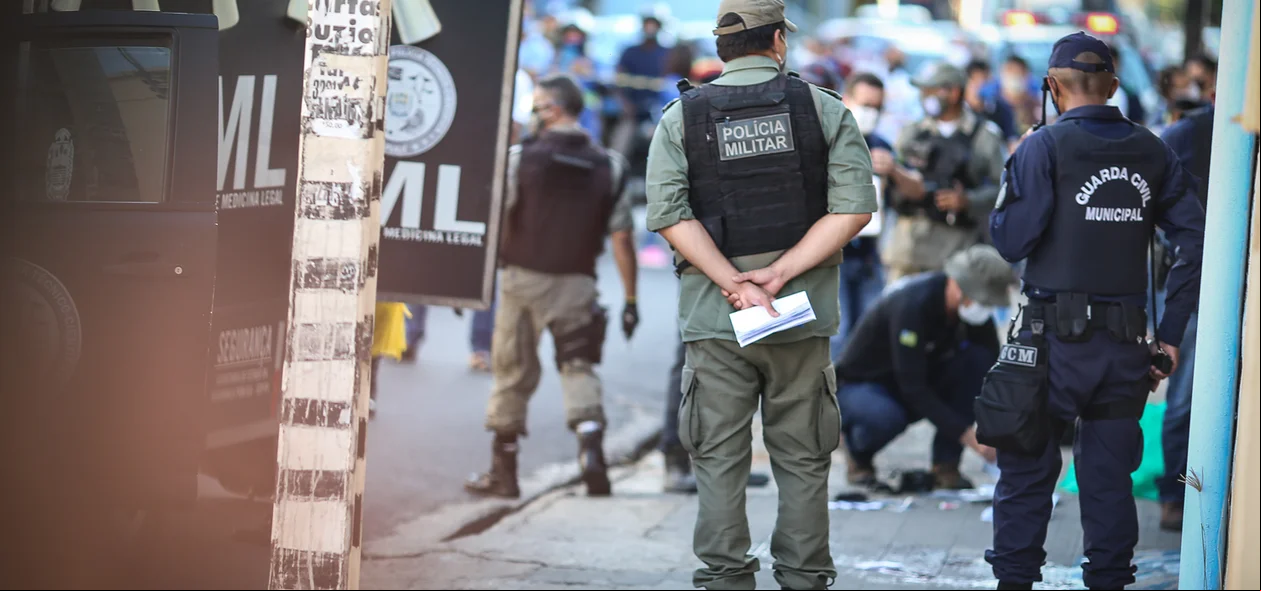 Polícia colhendo informações