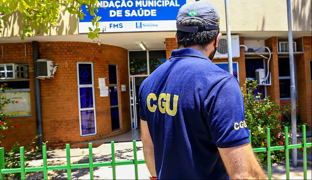 Equipe da CGU na Fundação Municipal de Saúde